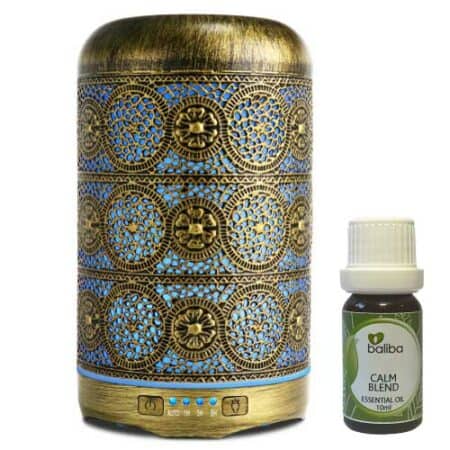 essential oil diffuser with essential oil blend